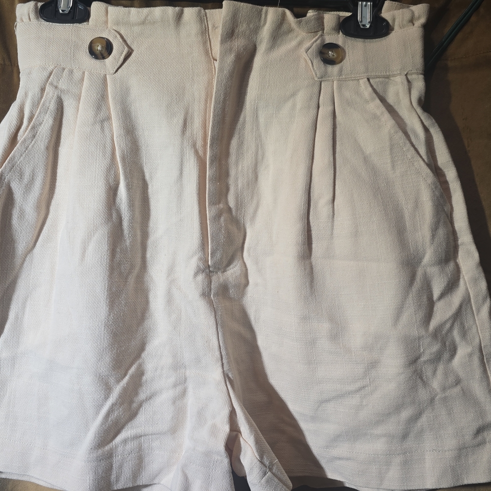 Women's Cream High-Waisted Shorts